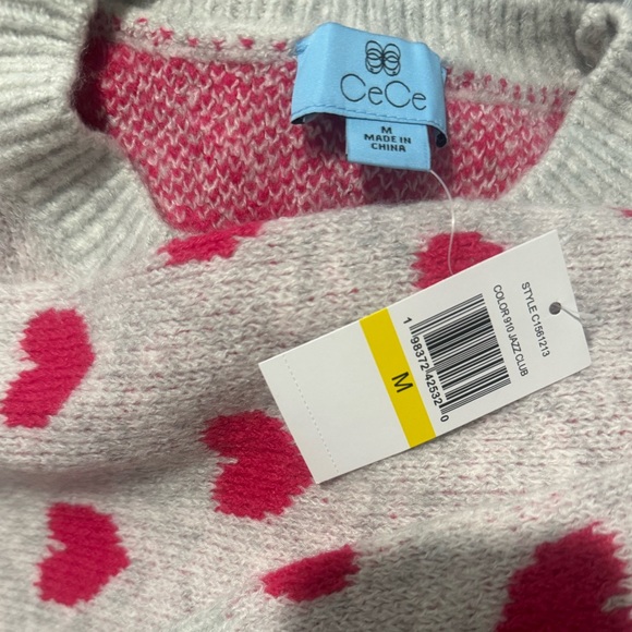 CeCe Sweaters - New! CeCe Gray and Pink Heart Pattern Turtleneck Sweater size M